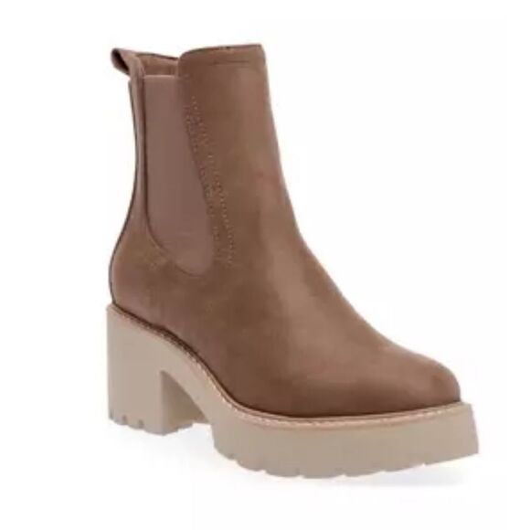 Revolve Dolce Vita Tobias Ankle Boots in Truffle NWOT - Picture 3 of 13